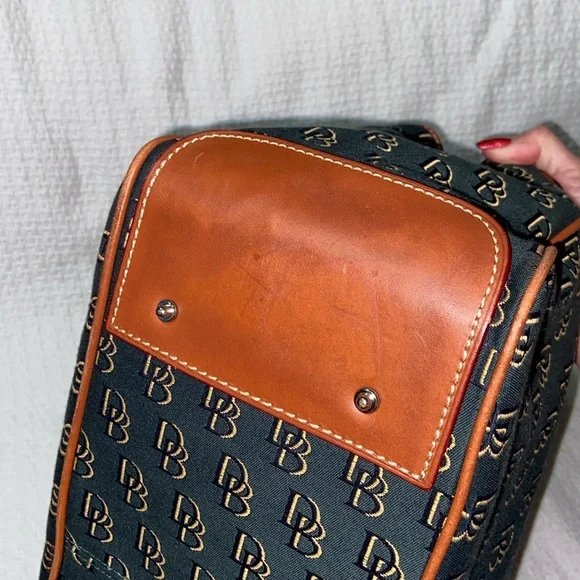 RARE Vintage Like new DOONEY & BOURKE Canvas Monogram ahoulder Bag